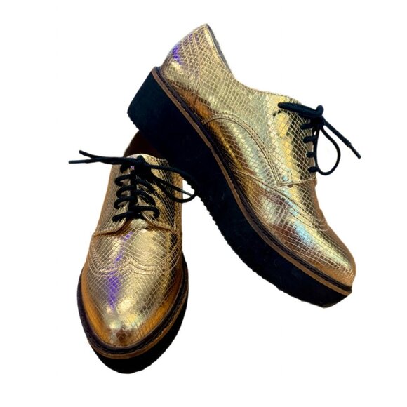 STEVE MADDEN “Lydia” Gold Platform Oxfords - Picture 1 of 7